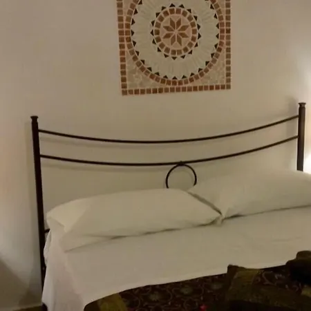 Alojamento de Acomodação e Pequeno-almoço Donna Maria