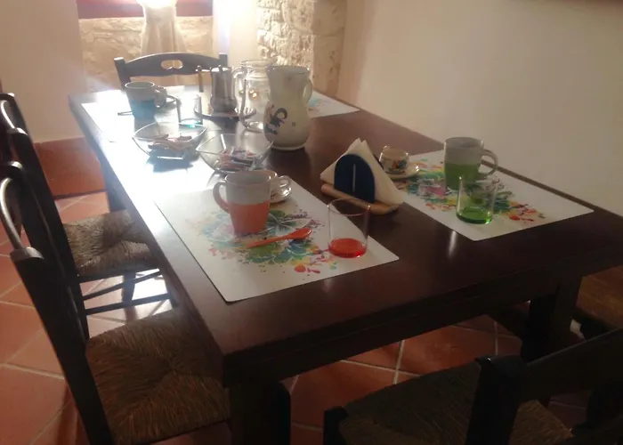 Couette-café Donna Maria 3*